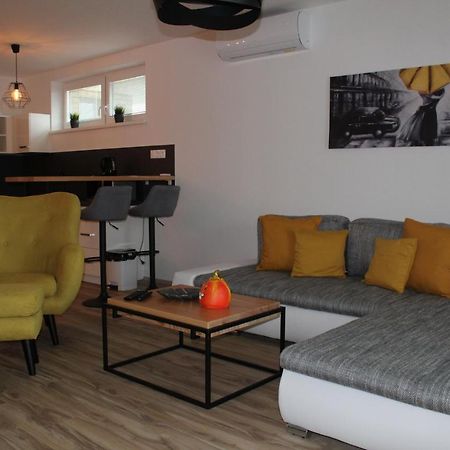 Apartment Anno Дунайска-Стреда Экстерьер фото