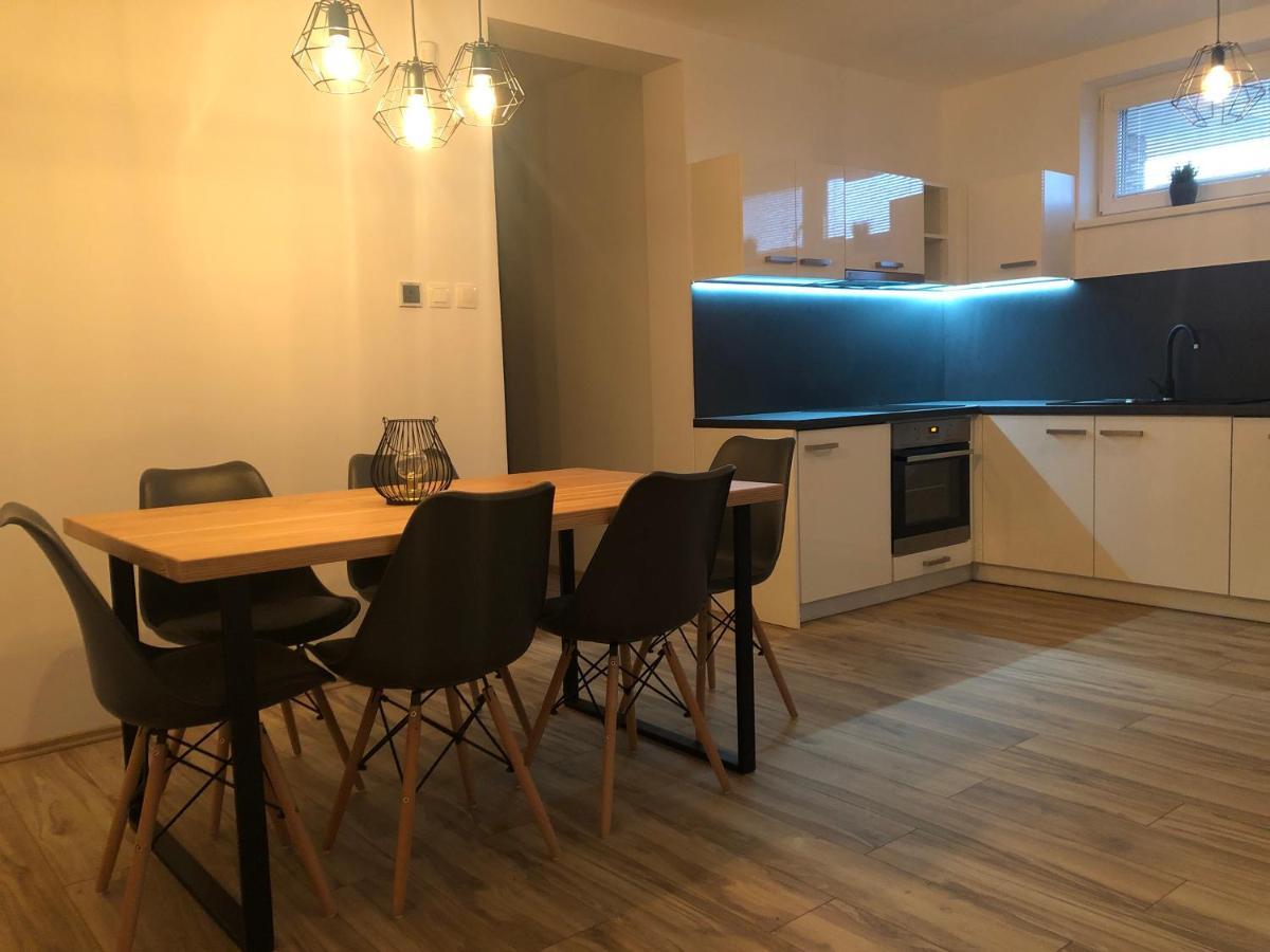 Apartment Anno Дунайска-Стреда Экстерьер фото